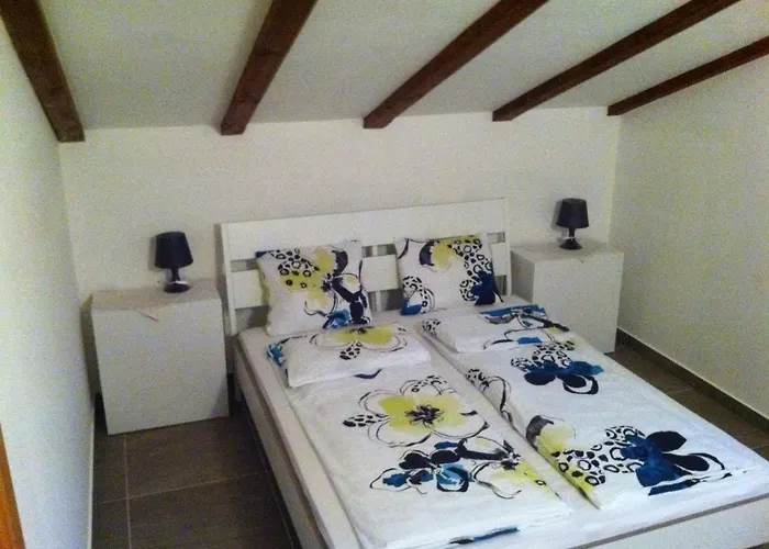 Апартаменты With A Parking Space Dajla, Novigrad - 11845 Новиград